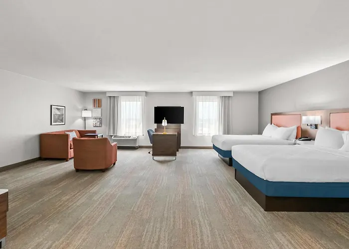 Hotel Hampton And 3*